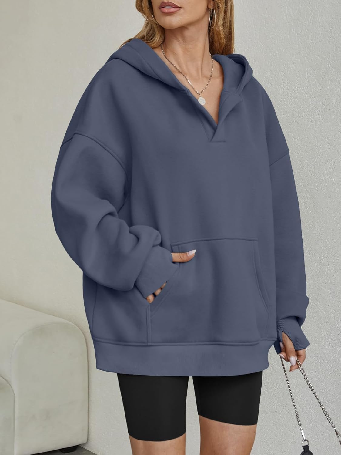 Womens Oversized V Neck Hoodies with Thumb Hole Pullover Sweatshirts Y2k Clothes Fall Fashion Outfits 2025