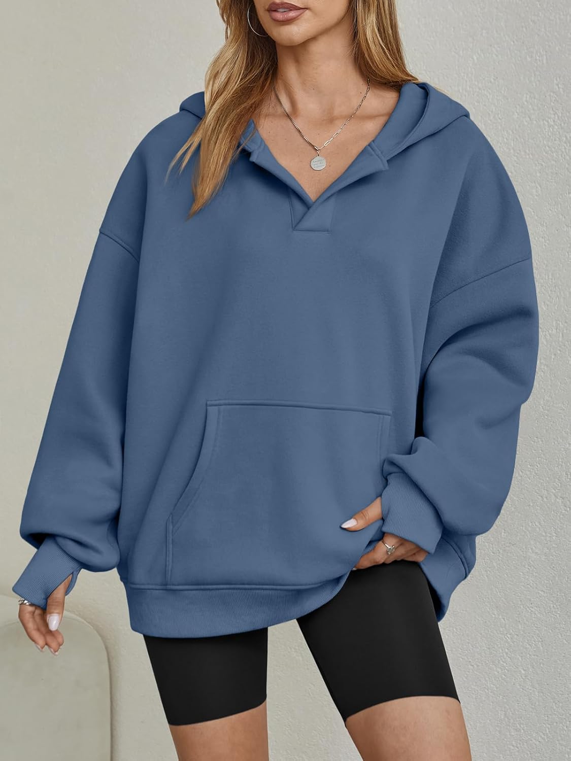 Womens Oversized V Neck Hoodies with Thumb Hole Pullover Sweatshirts Y2k Clothes Fall Fashion Outfits 2025
