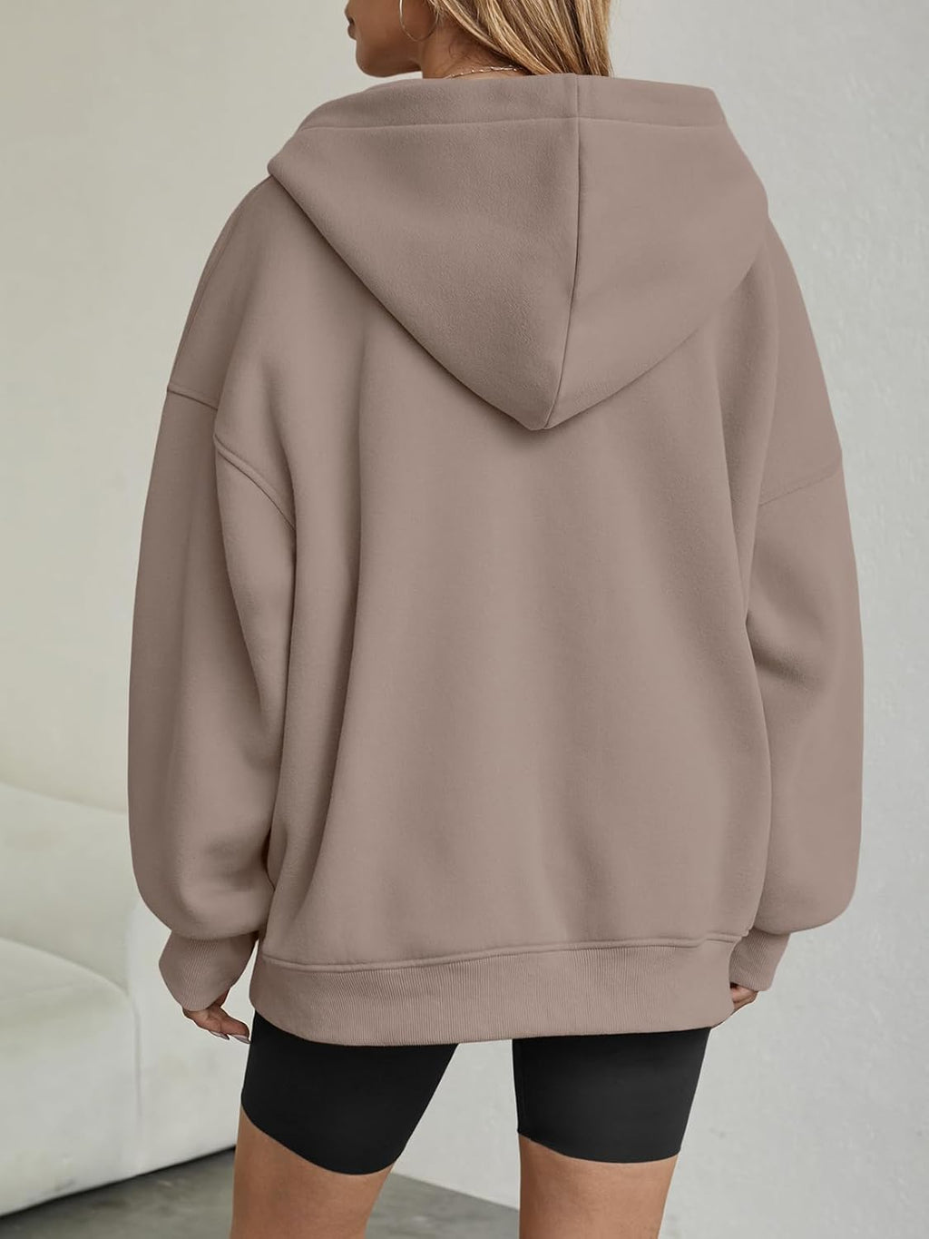 Womens Oversized V Neck Hoodies with Thumb Hole Pullover Sweatshirts Y2k Clothes Fall Fashion Outfits 2025
