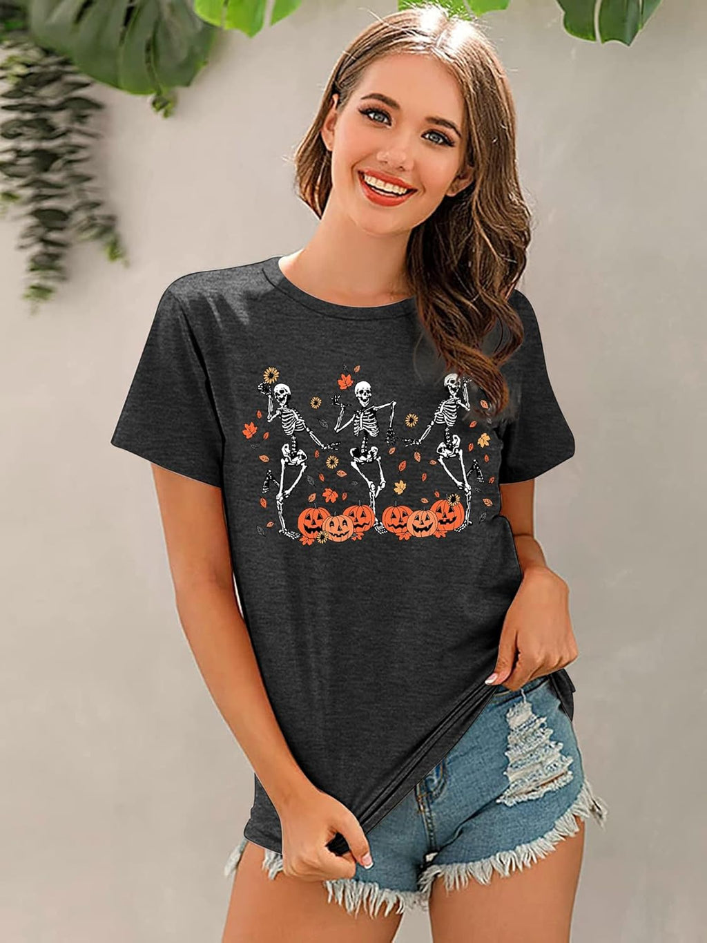 Dancing Skeleton Shirt for Women Happy Halloween T-Shirt Funny Skeleton Graphic Tees Tops Blouse Gift
