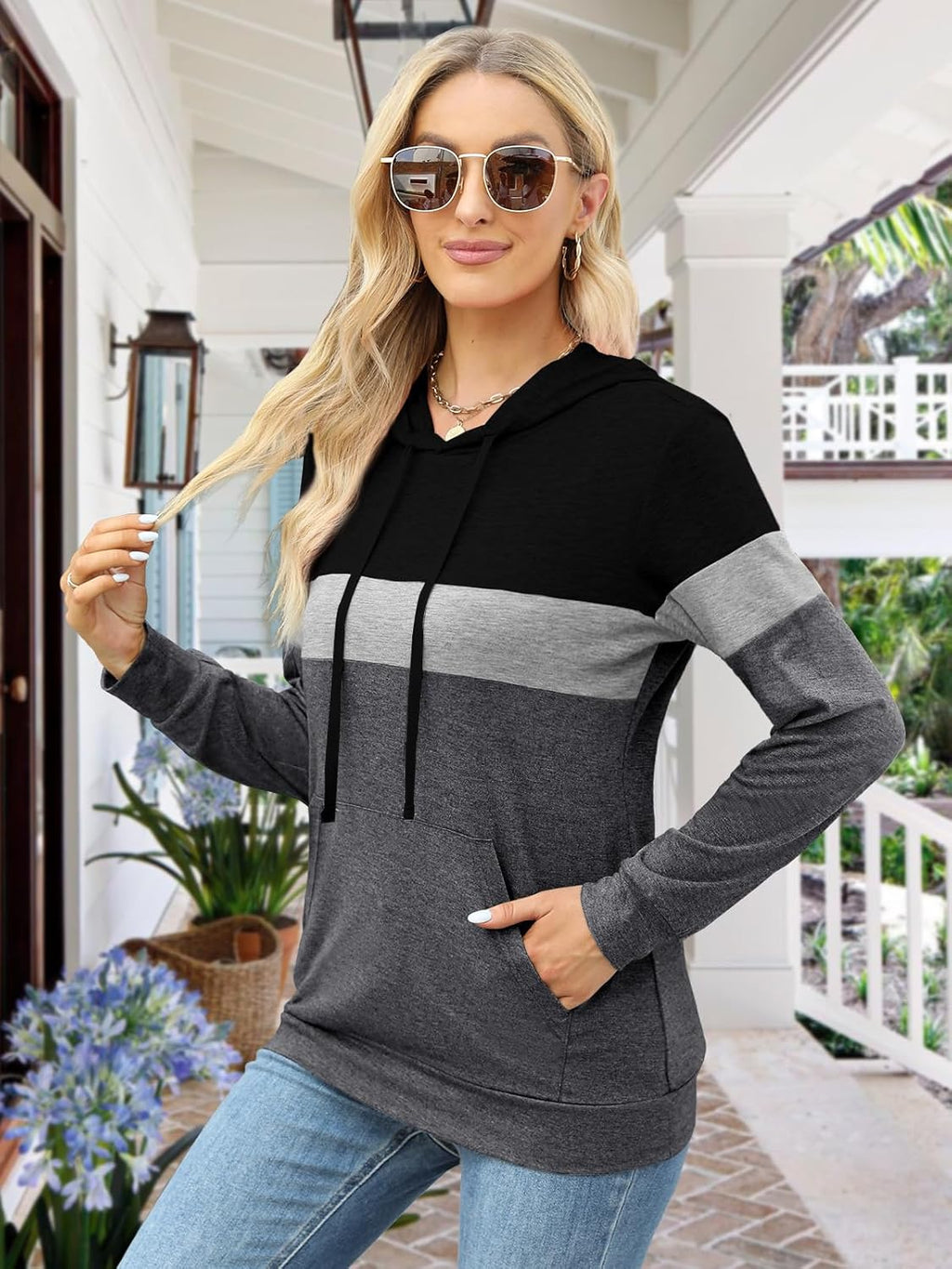 Women’s 2025 Fall Long Sleeve Hoodie Pullover Sweatshirt Lightweight Casual Tops Blouse