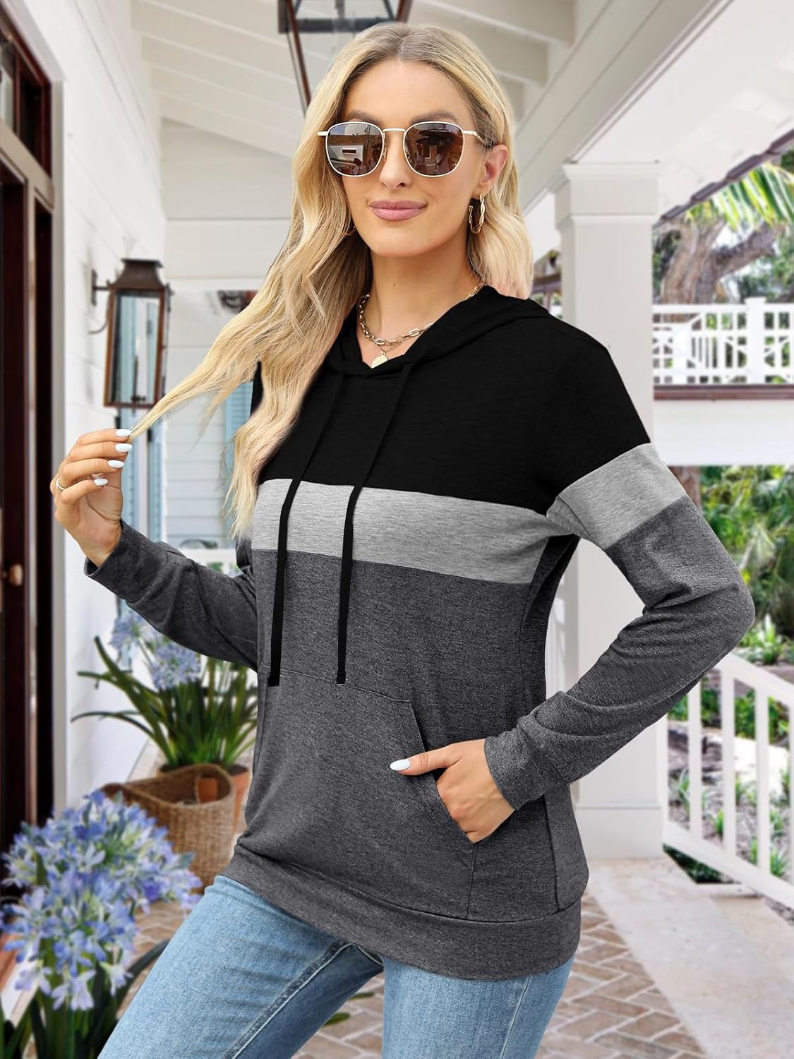 Women’s 2025 Fall Long Sleeve Hoodie Pullover Sweatshirt Lightweight Casual Tops Blouse