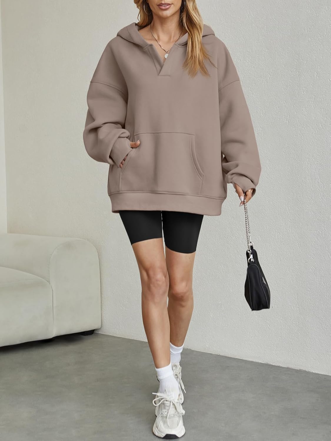 Womens Oversized V Neck Hoodies with Thumb Hole Pullover Sweatshirts Y2k Clothes Fall Fashion Outfits 2025