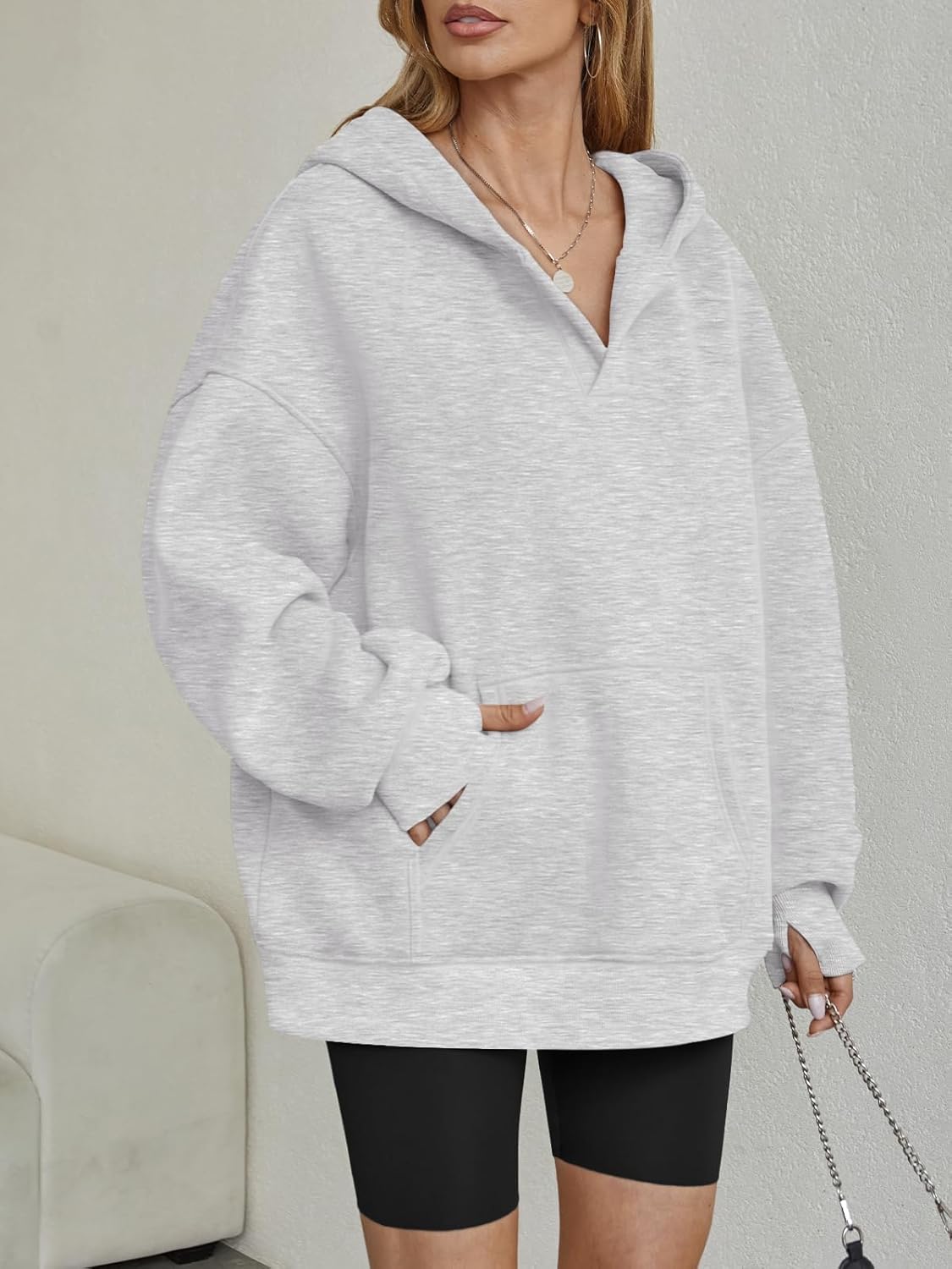 Womens Oversized V Neck Hoodies with Thumb Hole Pullover Sweatshirts Y2k Clothes Fall Fashion Outfits 2025