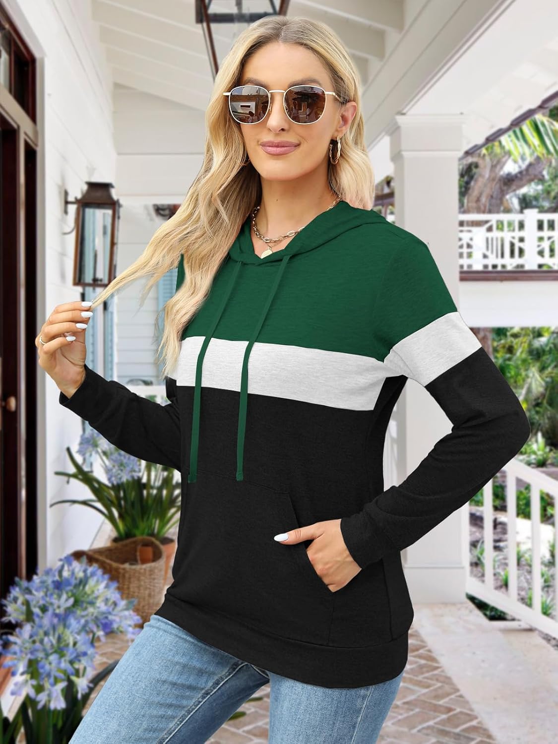 Women’s 2025 Fall Long Sleeve Hoodie Pullover Sweatshirt Lightweight Casual Tops Blouse