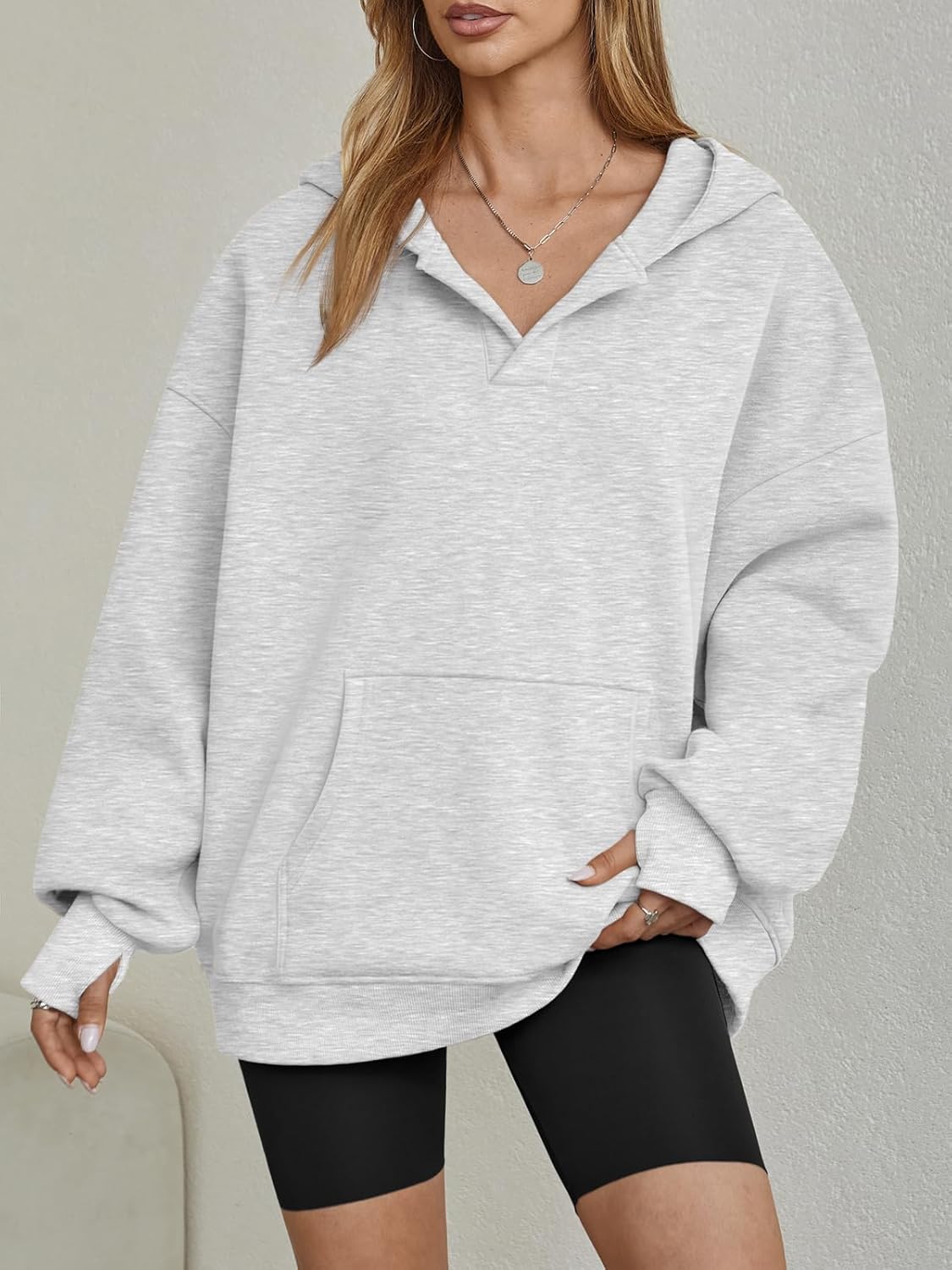 Womens Oversized V Neck Hoodies with Thumb Hole Pullover Sweatshirts Y2k Clothes Fall Fashion Outfits 2025