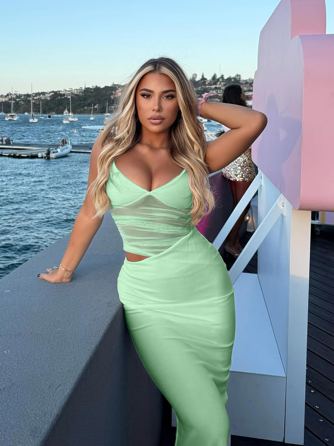 Women's Sexy Bodycon V Neck Spaghetti Strap Maxi Dress Elegant Backless Cocktail Evening Party Long Formal Dresses