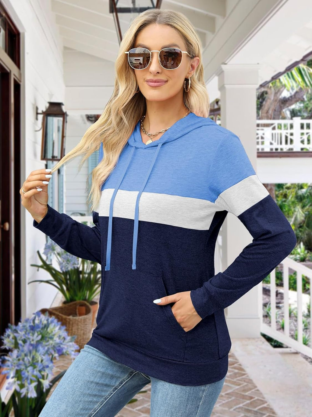 Women’s 2025 Fall Long Sleeve Hoodie Pullover Sweatshirt Lightweight Casual Tops Blouse