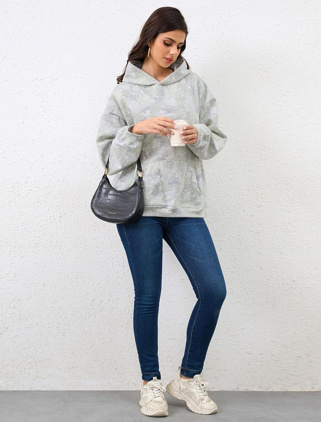 Womens Camo Hoodies Maple Leaf Print Oversized Hooded Sweatshirt Fleece Pullover Sweatshirts Long Sleeve with Pocket