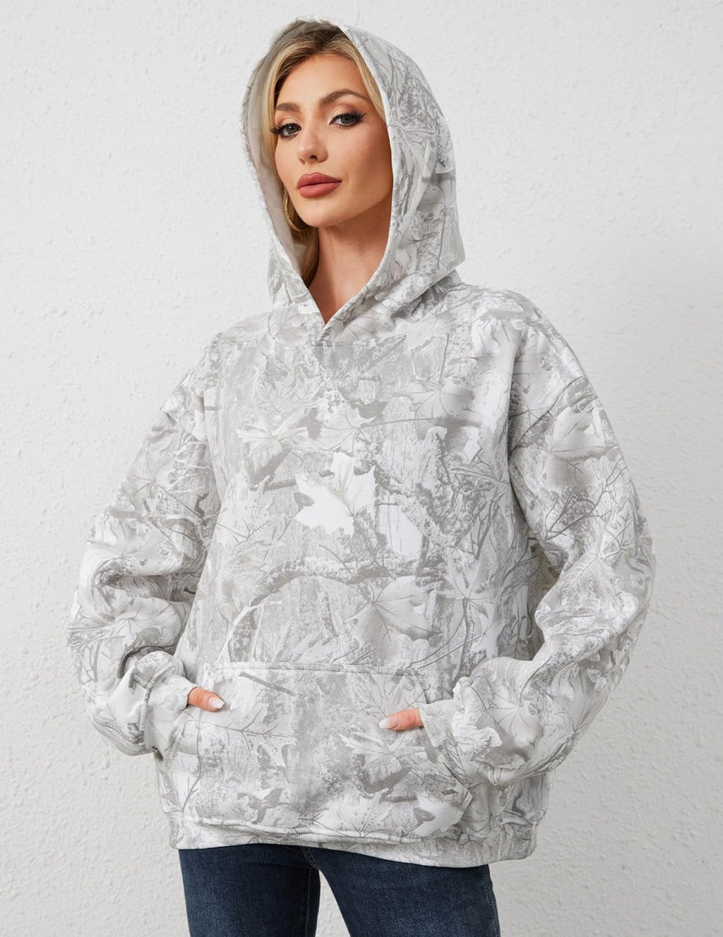 Womens Camo Hoodies Maple Leaf Print Oversized Hooded Sweatshirt Fleece Pullover Sweatshirts Long Sleeve with Pocket