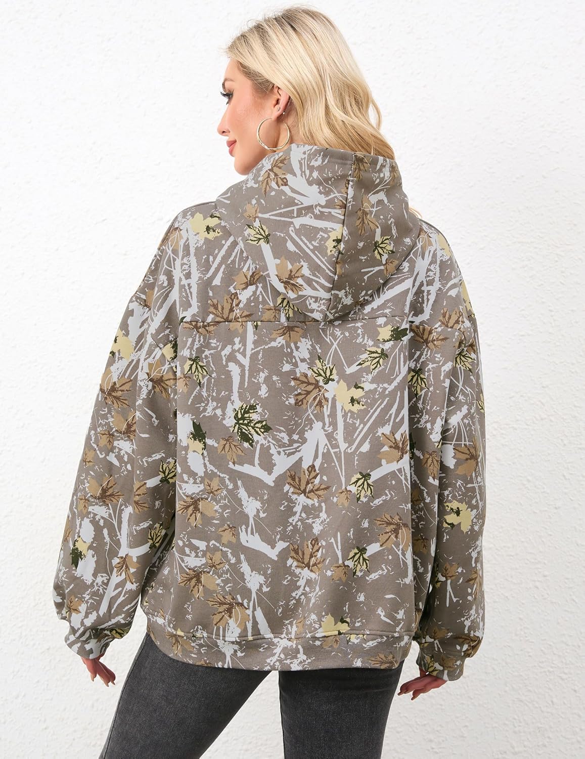 Womens Camo Hoodies Maple Leaf Print Oversized Hooded Sweatshirt Fleece Pullover Sweatshirts Long Sleeve with Pocket