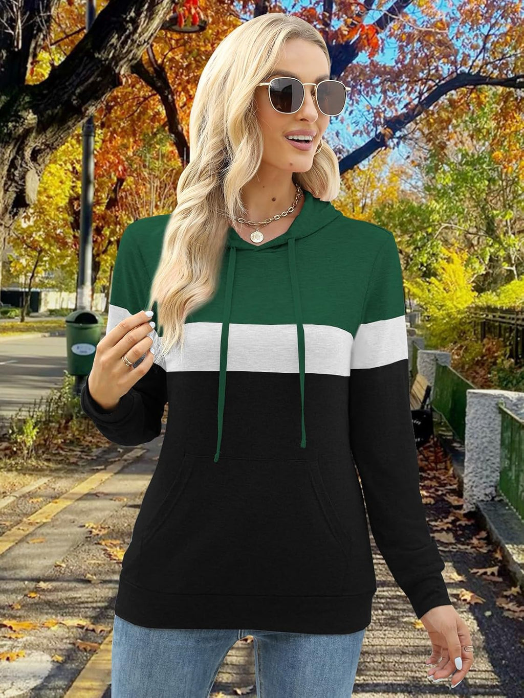 Women’s 2025 Fall Long Sleeve Hoodie Pullover Sweatshirt Lightweight Casual Tops Blouse