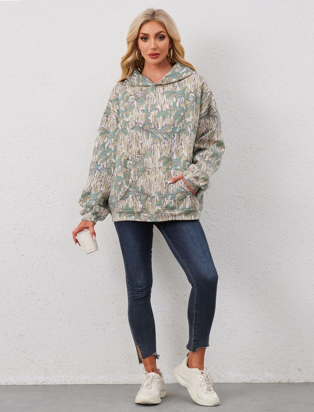 Womens Camo Hoodies Maple Leaf Print Oversized Hooded Sweatshirt Fleece Pullover Sweatshirts Long Sleeve with Pocket