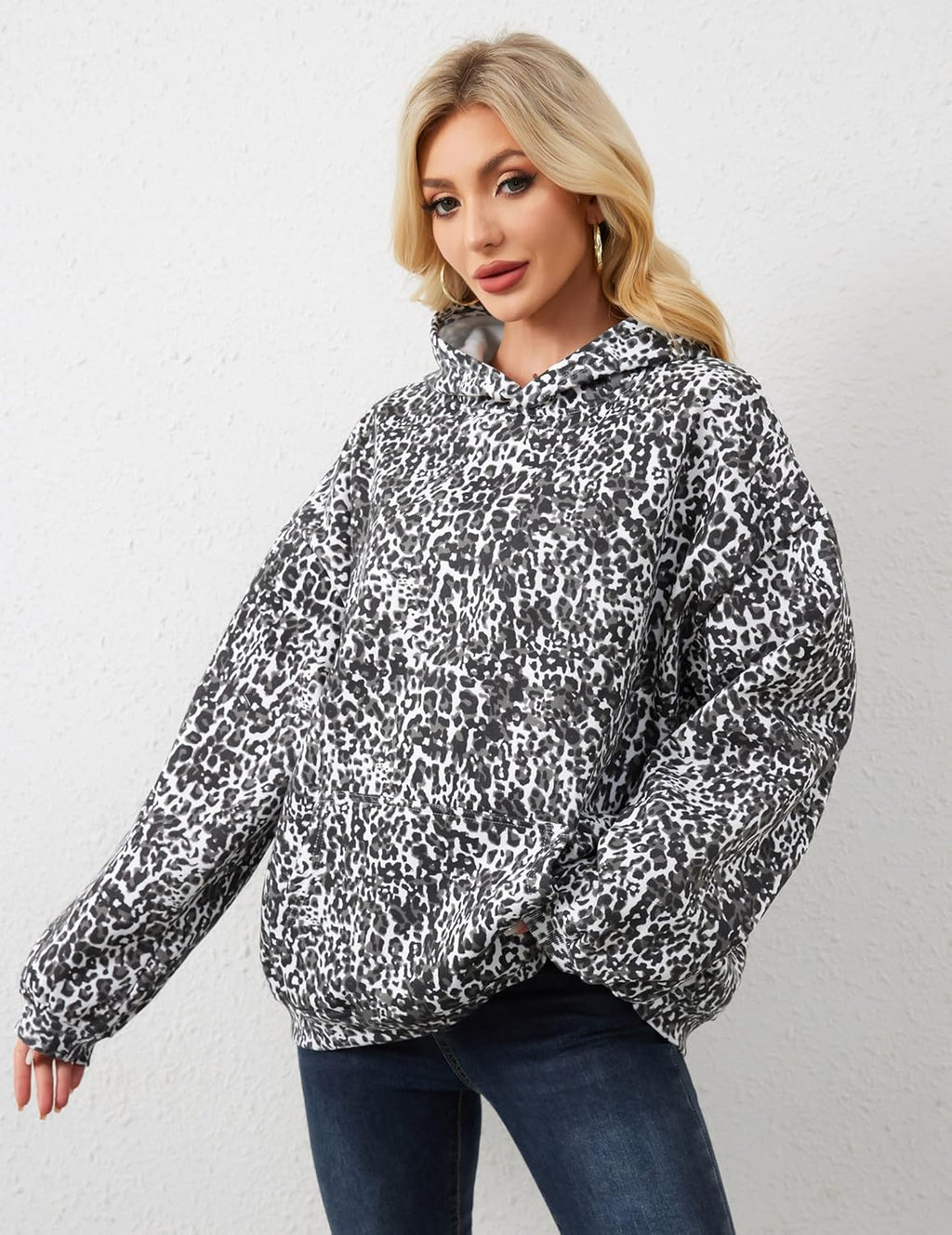 Womens Camo Hoodies Maple Leaf Print Oversized Hooded Sweatshirt Fleece Pullover Sweatshirts Long Sleeve with Pocket