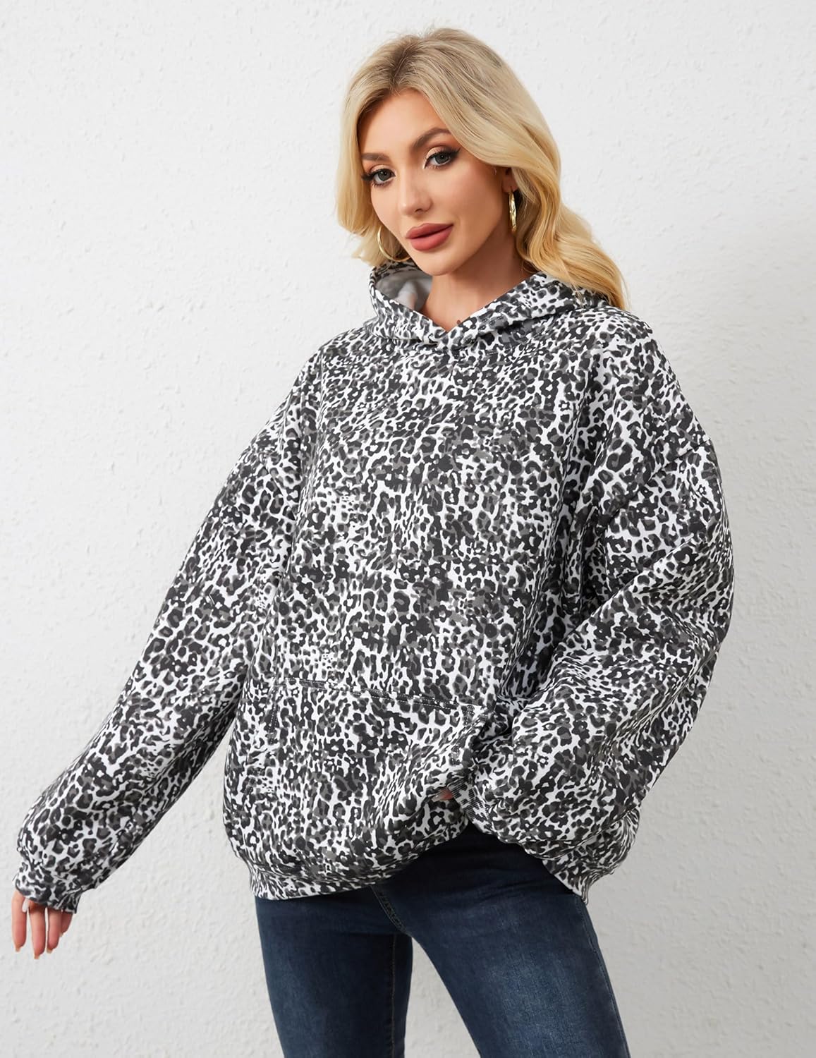 Womens Camo Hoodies Maple Leaf Print Oversized Hooded Sweatshirt Fleece Pullover Sweatshirts Long Sleeve with Pocket