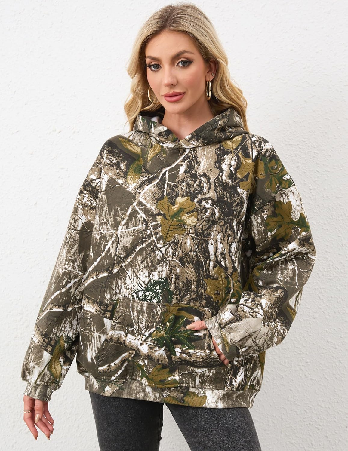 Womens Camo Hoodies Maple Leaf Print Oversized Hooded Sweatshirt Fleece Pullover Sweatshirts Long Sleeve with Pocket