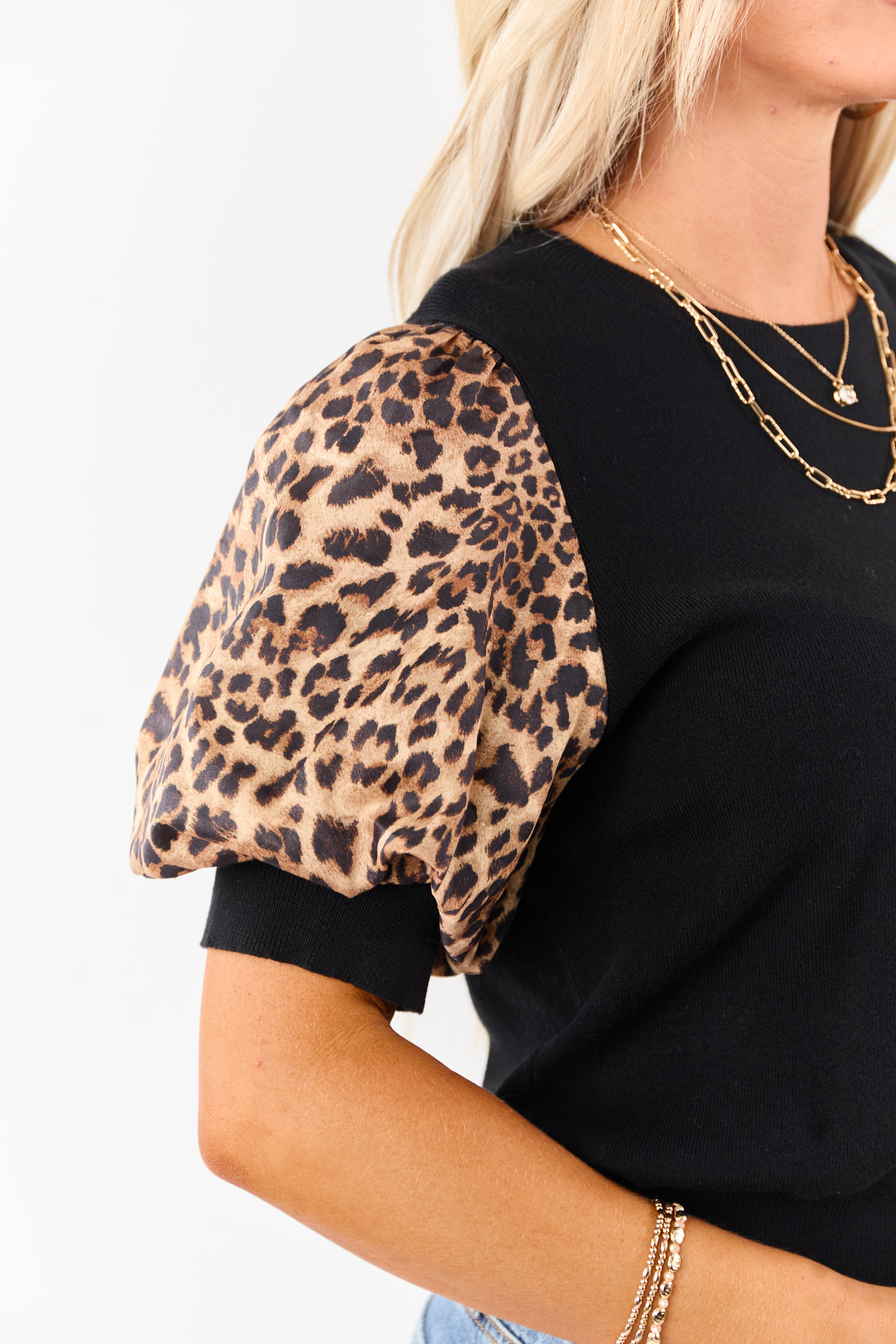Black Rib Knit Contrast Leopard Puff Sleeve Top