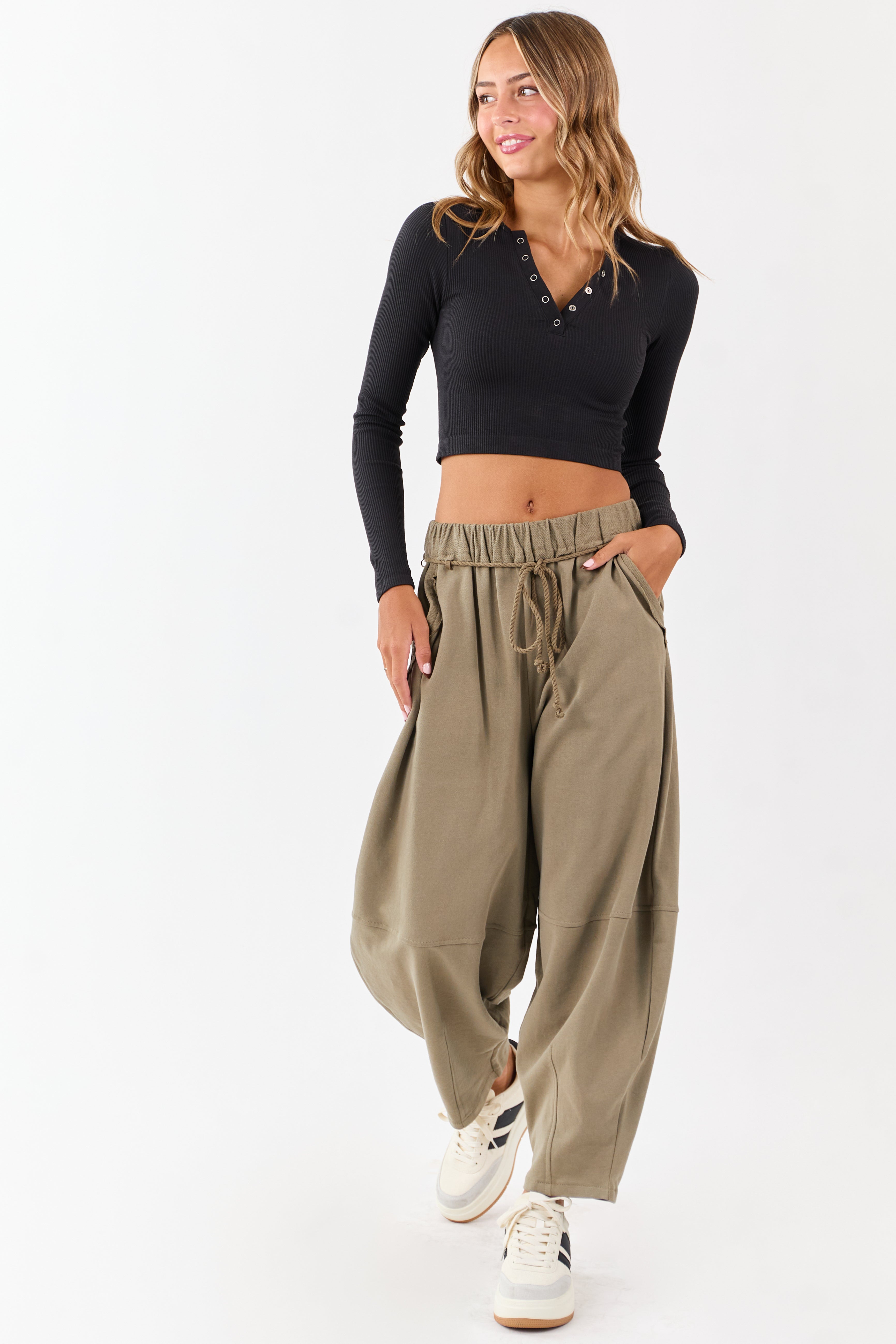 Black Rib Knit Cropped Long Sleeve Top