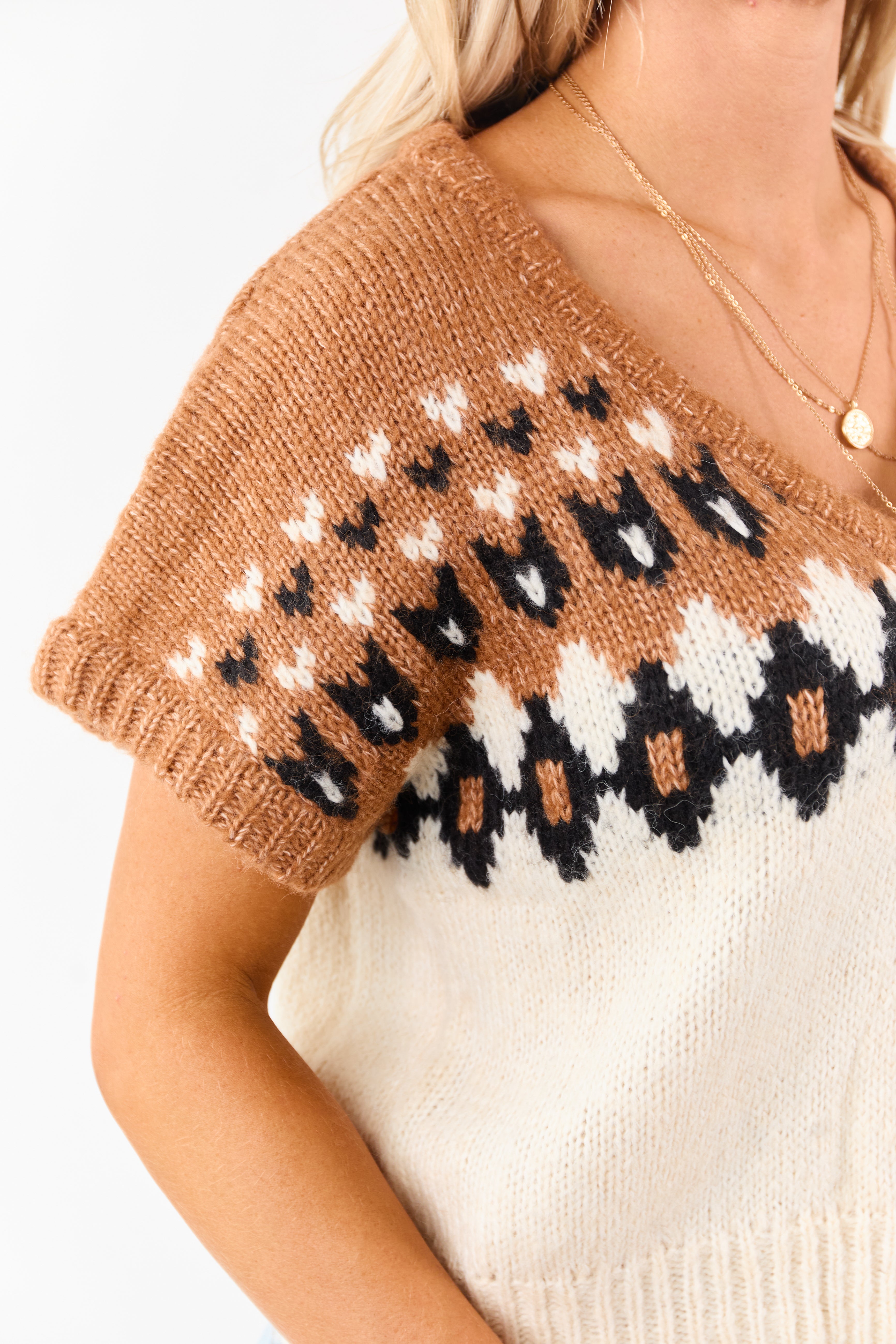 Caramel Fair Isle Short Sleeve Knit Sweater