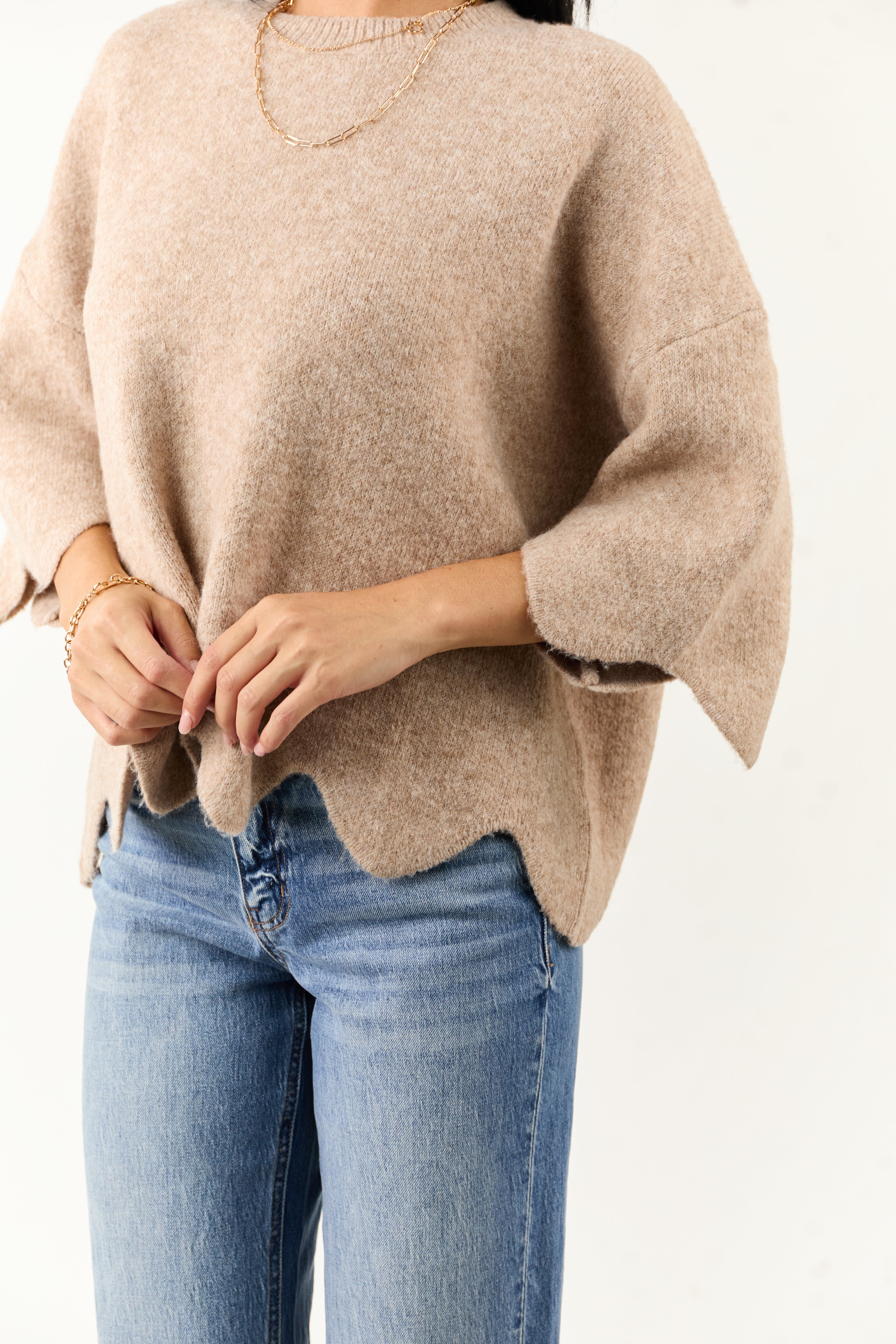 Entro Latte Scalloped Trim Half Sleeve Sweater Top