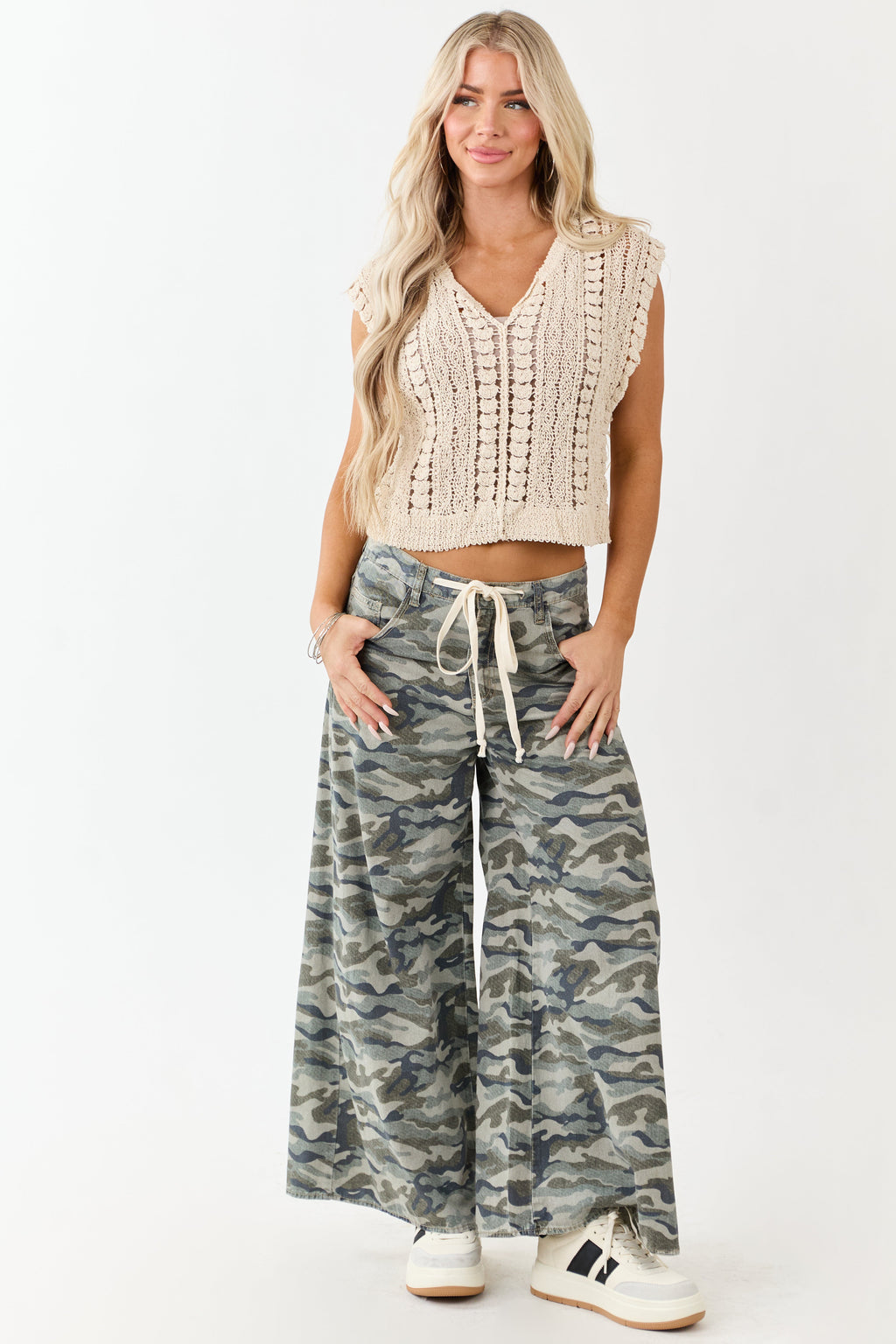 POL Almond Open Crochet Knit Cap Sleeve Top